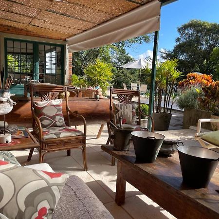 Villa Serena Bed & Breakfast Ембу Екстер'єр фото