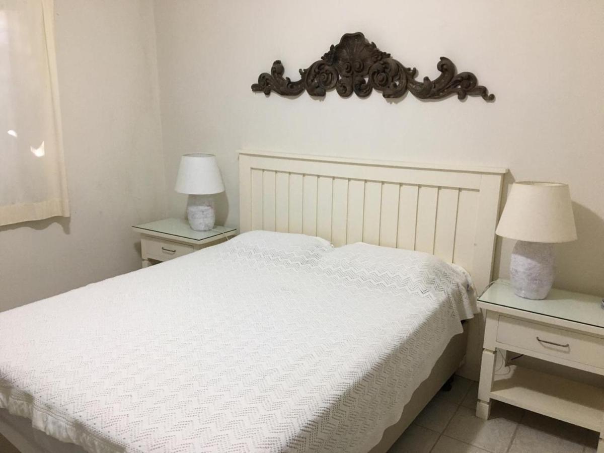 Villa Serena Bed & Breakfast Ембу Екстер'єр фото