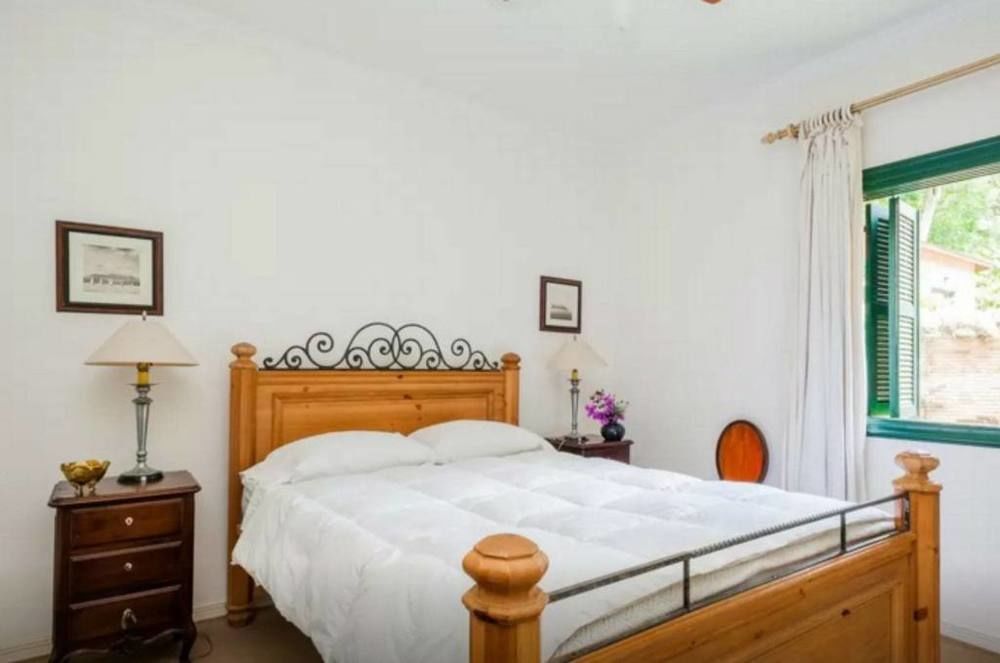 Villa Serena Bed & Breakfast Ембу Екстер'єр фото